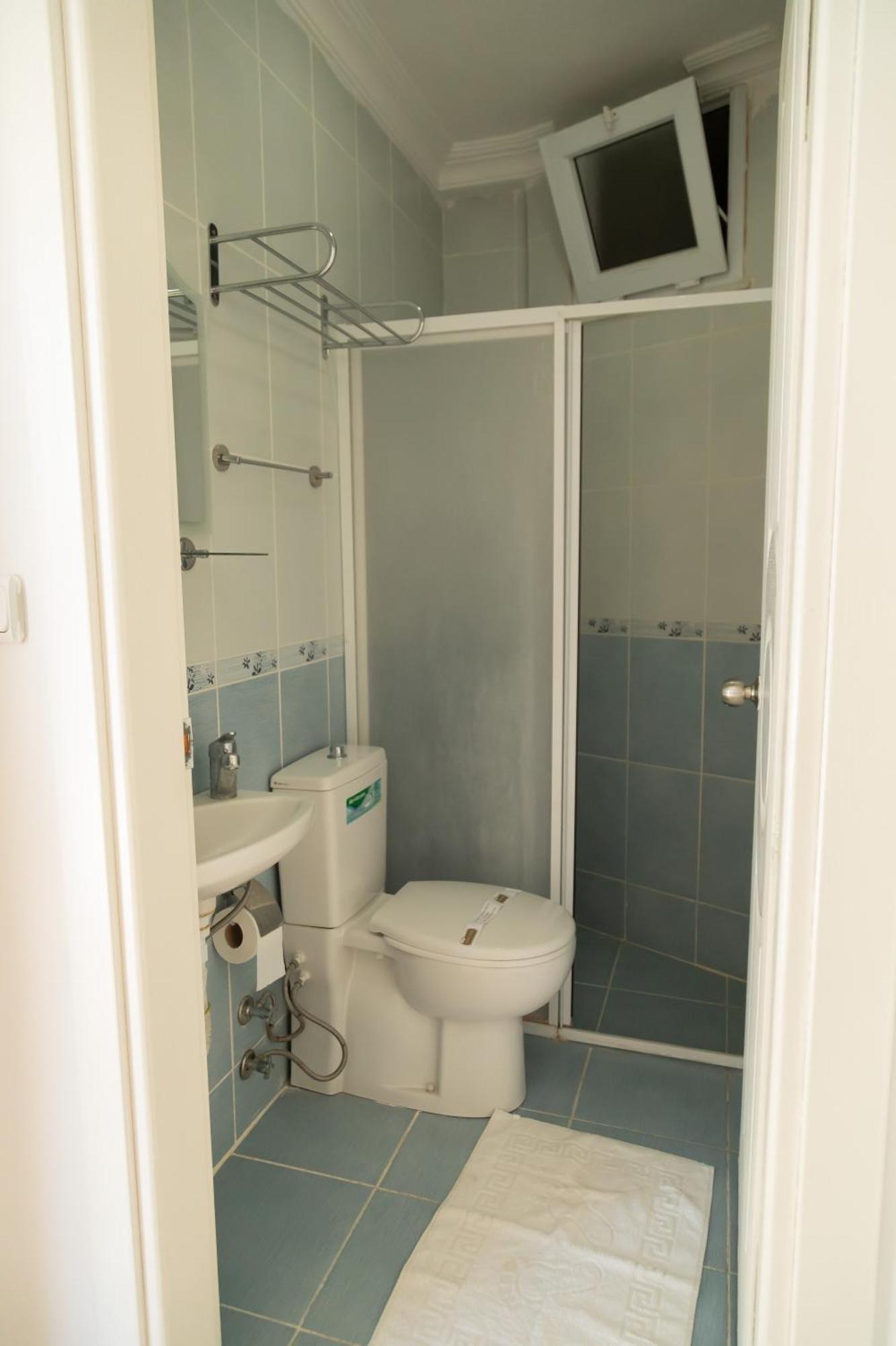 Kumada Otel Altinova  Luaran gambar